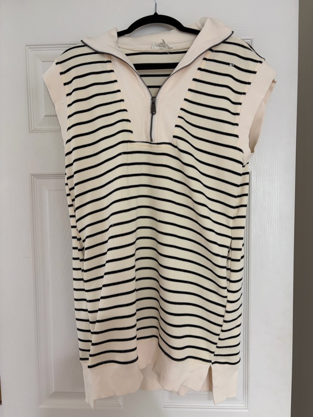 Sleeveless Half-Zip Striped Knit dress- Cream & Black